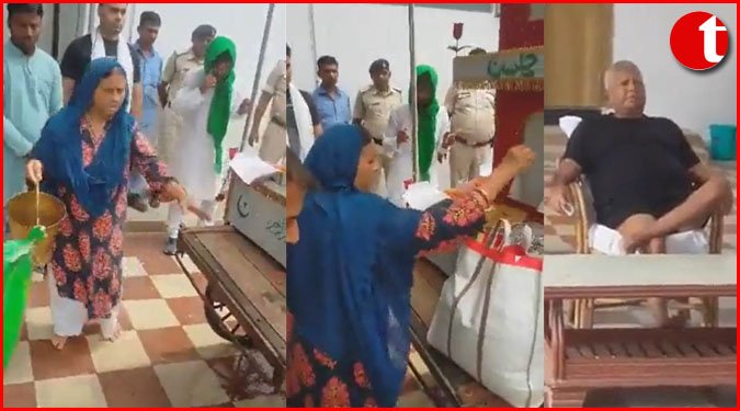 मुहर्रम में राबड़ी देवी का ताजिया पूजन करने वाला वीडियो हुआ वायरल, लालू भी आये नज़र