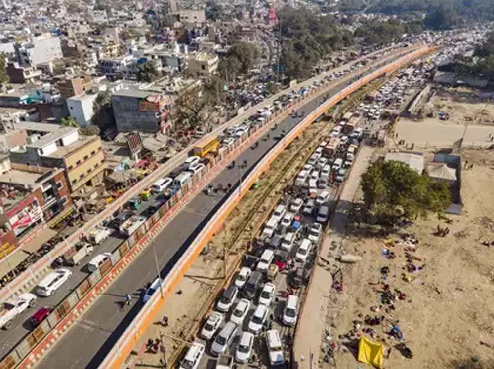 महाकुंभ में जाने से पहले स्थिति पर नजर रखें, सामान्य स्थिति में ही करें यात्रा : मुख्यमंत्री डॉ