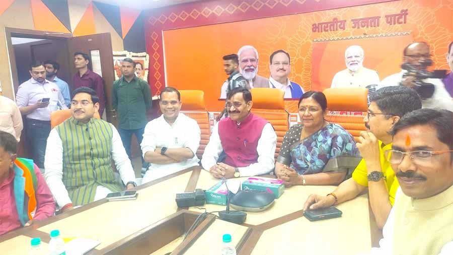 मोदी जी सिर्फ प्रधानमंत्री नहीं, 140 करोड़ भारतीयों के संरक्षक हैं: डॉ. महेंद्र सिंह