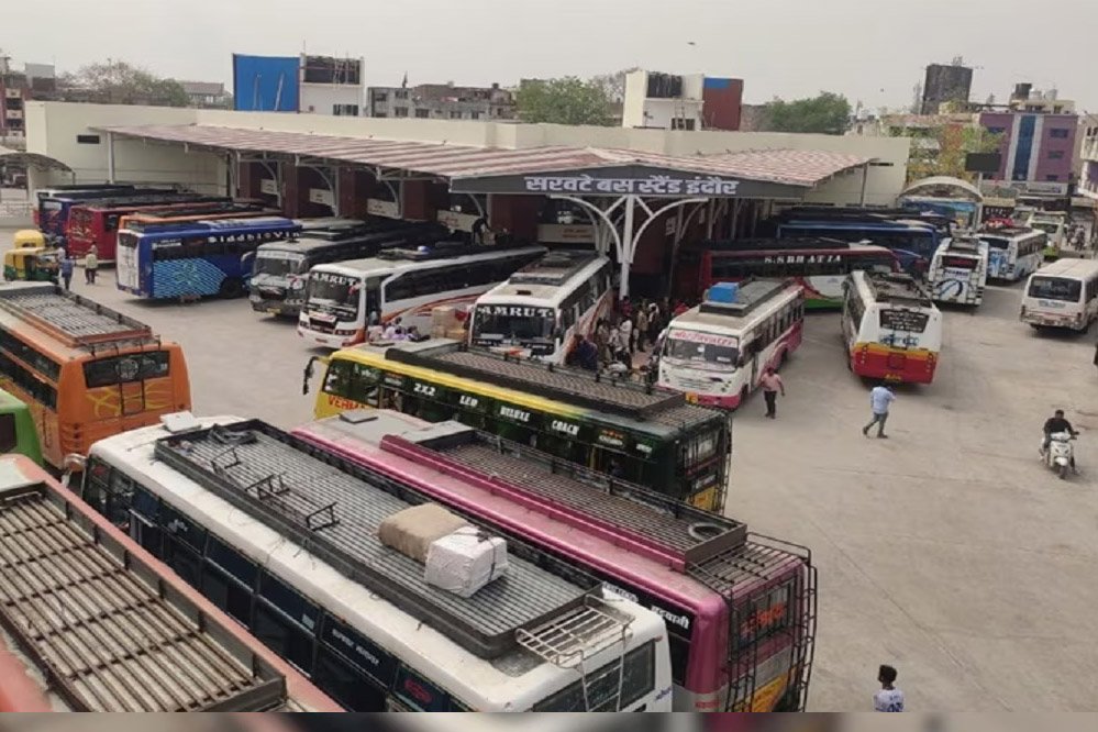 इंदौर में 600 बस स्टाप बनाने की है योजना, यत्रियों को मिलेगी वाई-फाई व मोबाइल-लैपटाप चार्जर की 