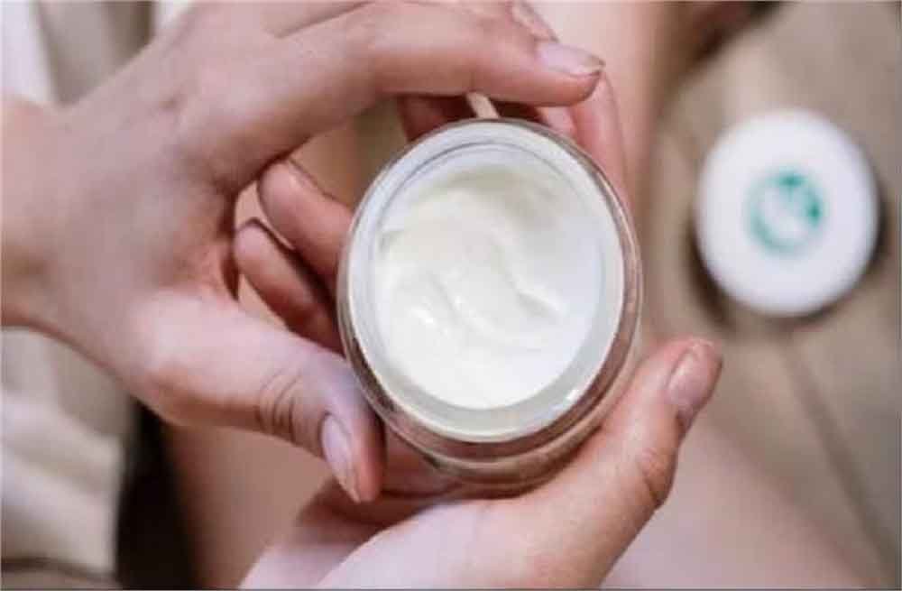 चमड़ी को गोरा करने के लिए इस्तेमाल की जाती क्रीम शरीर के लिए खतरनाक