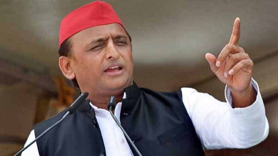 आगरा हिंसा : अखिलेश यादव बोले- करणी सेना नहीं वो योगी सेना, सरकार ने की फंडिंग
