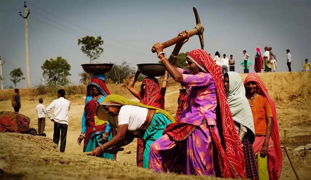 झारखंड में मनरेगा का खजाना खाली, सामग्री मद में 598 करोड़ व मजदूरों का 13.60 करोड़ भुगतान लंबित