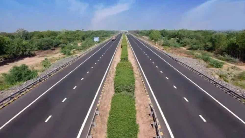 मंत्री नितिन नवीन बोले - राज्य में पथ निर्माण की लगभग सवा लाख करोड़ रुपए की नई परियोजना को मंजूर