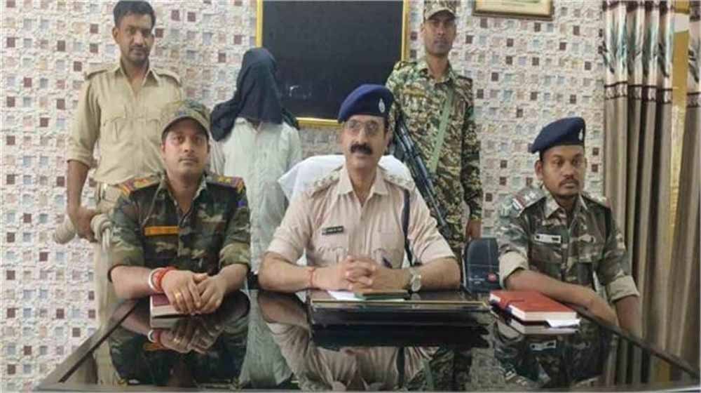 पलामू में टीएसपीसी का एरिया कमांडर गिरफ्तार