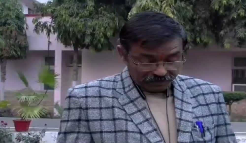 लम्बे समय से फरार एमपी का बड़ा अफसर, 5 हजार के इनाम के बाद करना पड़ा सरेंडर