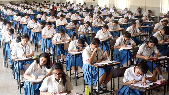 धर्मेंद्र प्रधान का बड़ा ऐलान, अब से सीबीएसई बोर्ड कक्षा 10वीं की परीक्षाएं साल में दो बार होंग