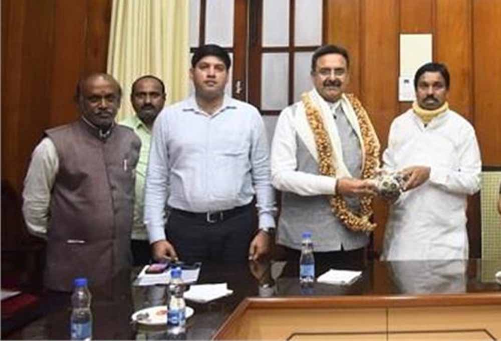 हरियाणा विधान सभा अध्यक्ष ने कर्नाटक राज्य प्रवास के दौरान बेंगलुरु स्थित विधान सौध का दौरा किय