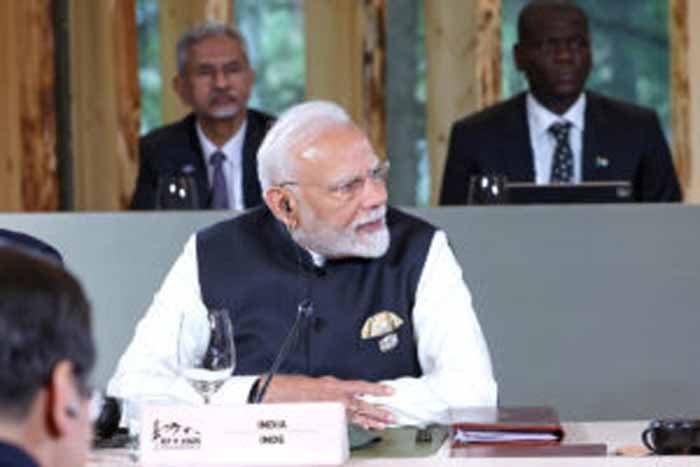 पीएम मोदी ने जी7 सम्मेलन में कहा-भारत दुनिया का सबसे बड़ा लोकतांत्रिक देश, शिखर सम्मेलन को बताय