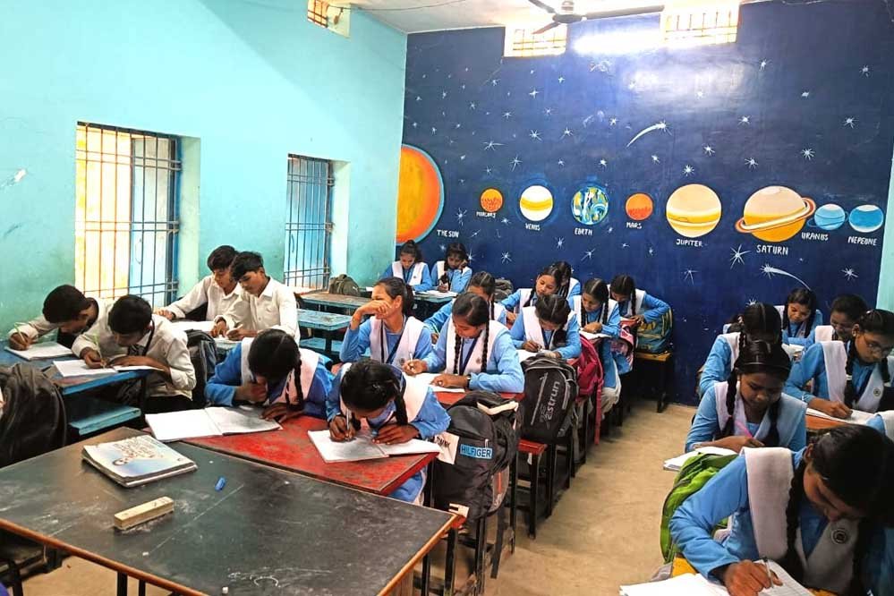 रायपुर: युक्तियुक्तकरण से स्कूलों में लौटी चहल-पहल, बढ़ी शिक्षण गुणवत्ता