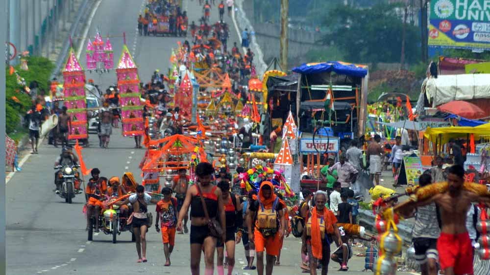 गाजियाबाद में स्कूलों की 7 दिन की छुट्टी घोषित, कांवड़ यात्रा बनी वजह