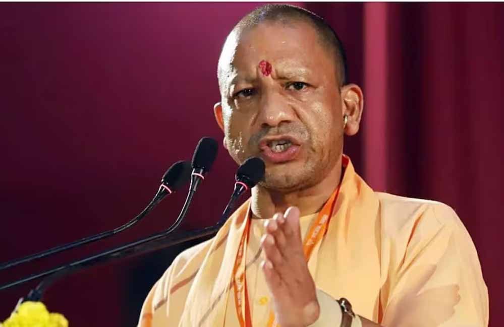 योगी सरकार का बड़ा प्रशासनिक फैसला, 10 जिलों में नए अफसर नियुक्त – पूरी लिस्ट देखें