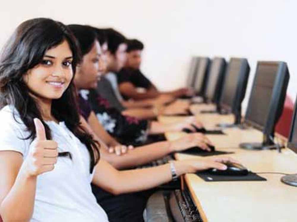 बड़े काम के हैं शॉर्ट-टर्म कम्प्यूटर कोर्सेज