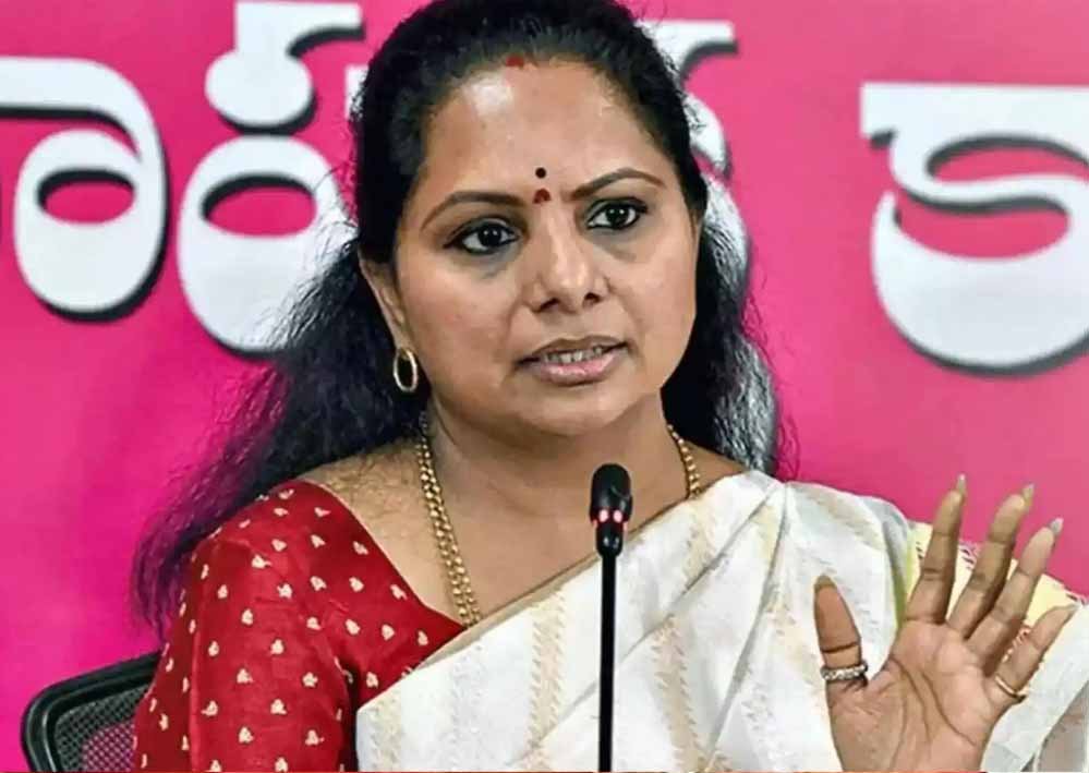 बाप ही बने सियासी दुश्मन: KCR ने बेटी कविता पर गिराई गाज, पार्टी से किया सस्पेंड