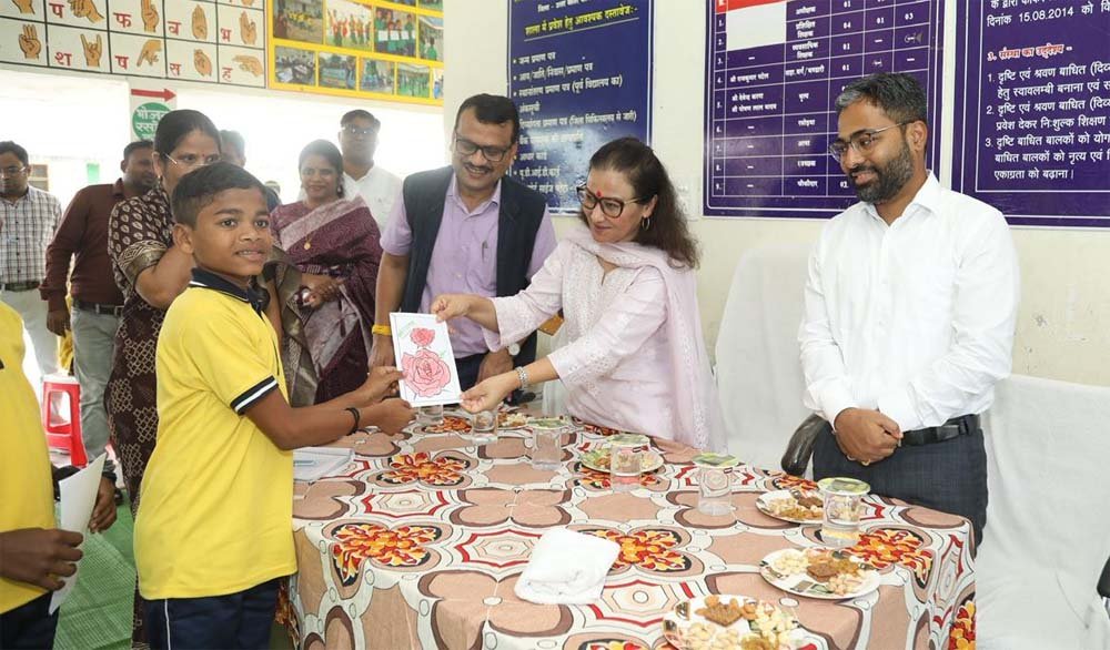 केन्द्र सरकार की अतिरिक्त सचिव पहुंची कांकेर, प्रतियोगी परीक्षाओं की तैयारी कर रहे विद्यार्थियो