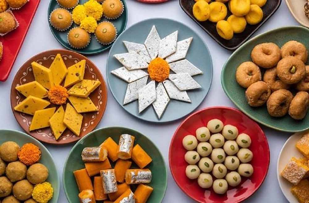 डायबिटीज के मरीजों के लिए दिवाली स्पेशल: मिठाई की जगह करें ये आसान बदलाव