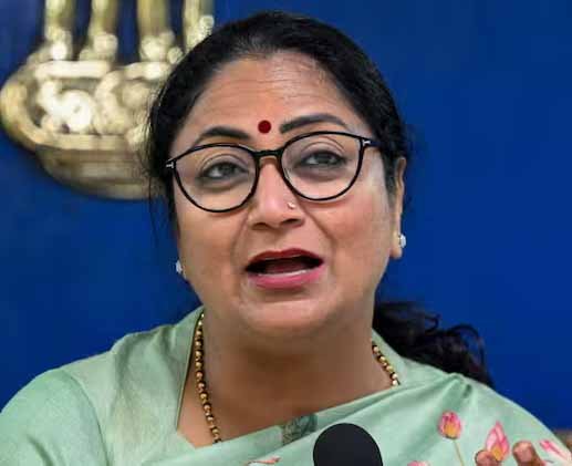 छठी मैया का अपमान नहीं सहेगा देश — राहुल गांधी के बयान पर सीएम रेखा गुप्ता का करारा जवाब