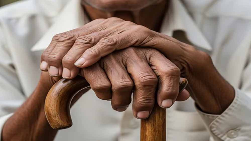सरकार का बड़ा बयान: पेंशनर्स के DA और वेतन आयोग में नहीं होगा बदलाव