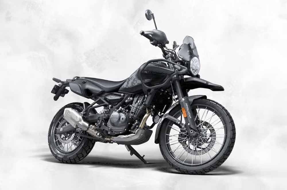 भारत में आई Himalayan 450 Manna Black Edition, क्या-क्या मिला है नए मॉडल में?