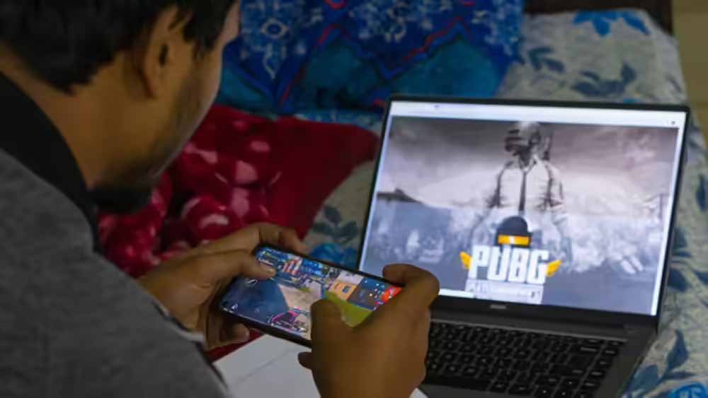 लैपटॉप यूज़ की ये 5 गलतियां बन सकती हैं महंगी, बिस्तर पर इस्तेमाल सबसे खतरनाक