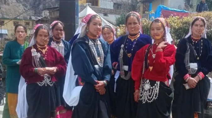 उत्‍तराखंड: चमोली में ग्रामीण आजीविका मिशन से महिलाएं बन रहीं सशक्‍त, आर्थिक रूप से हो रही मजबू
