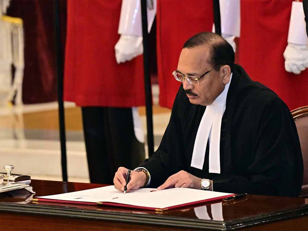 सुनवाई के दौरान वकील की आवाज बैठी, CJI का हल्का-फुल्का तंज— ‘दिल्ली की यही समस्या है’