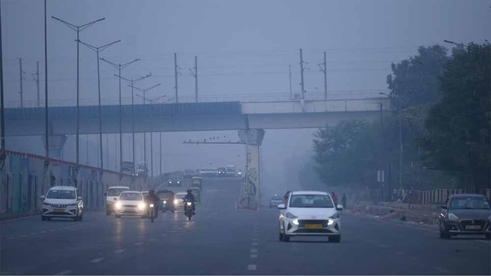 सांस लेना हुआ मुश्किल: राजधानी में हवा 3 गुना ज़्यादा प्रदूषित, अलर्ट जारी
