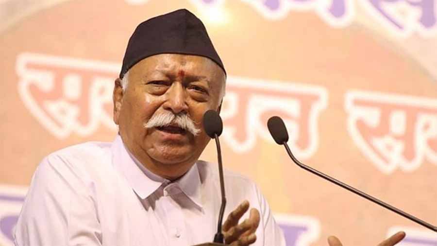मोहन भागवत का कांग्रेस पर निशाना: हिंदू धर्म का उदाहरण देते हुए दिया जवाब