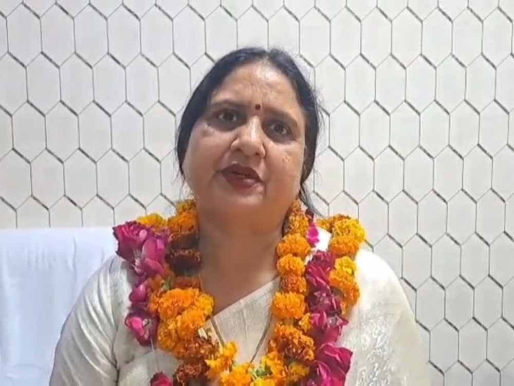 पार्कों की बदहाली पर मेयर सुमन सख्त, मौके पर ही सुपरवाइज़र को दी कड़ी चेतावनी