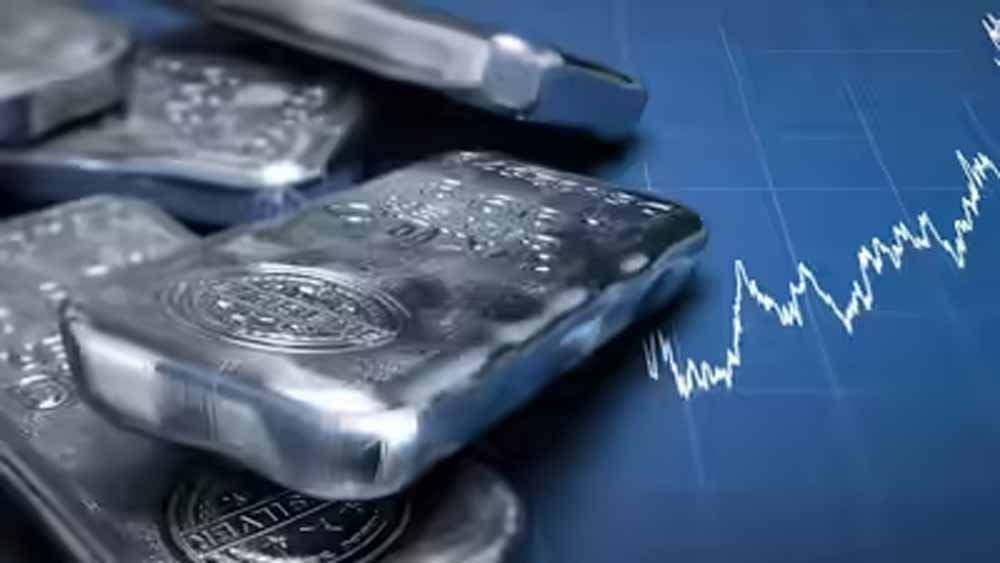 चांदी में निवेश का सही समय? मार्च 2026 तक के भाव को लेकर एक्सपर्ट्स की बड़ी राय