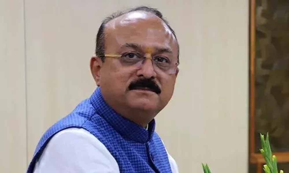 फर्जी प्रचार पर शिक्षा मंत्री का हमला, बोले– ‘शिक्षकों से कुत्तों की गिनती’ का कोई आदेश नहीं