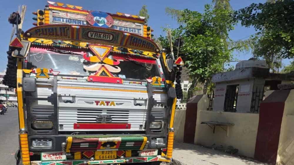राजस्थान में अवैध शराब तस्करी पर प्रहार: नाथद्वारा पुलिस ने ट्रक सहित 25 लाख की शराब पकड़ी