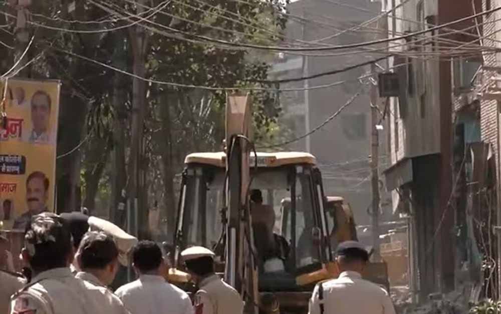 तरुण हत्याकांड पर दिल्ली में गुस्सा, प्रदर्शनकारियों की मांग—एनकाउंटर से मिले इंसाफ