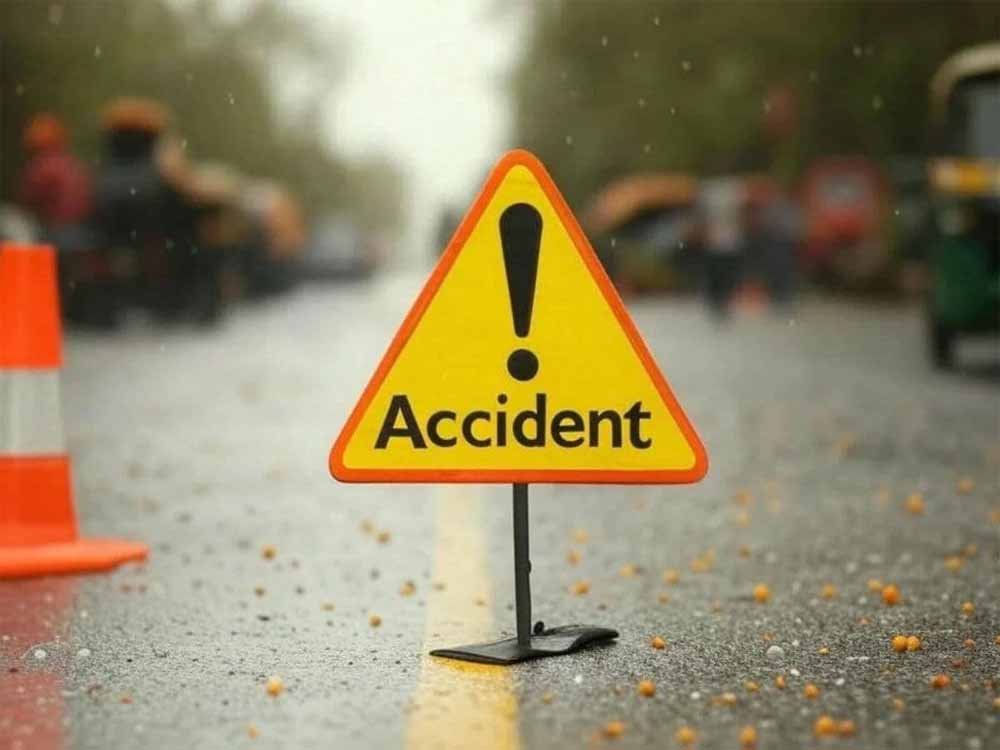 नांगलोई में दर्दनाक सड़क हादसा, डीटीसी बस ने कई लोगों को कुचला
