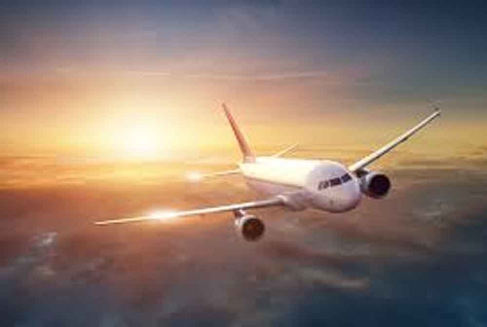 त्योहार से पहले बढ़े खर्चे: LPG के दाम बढ़े, एयर ट्रैवल महंगा, आम आदमी का बजट बिगड़ा