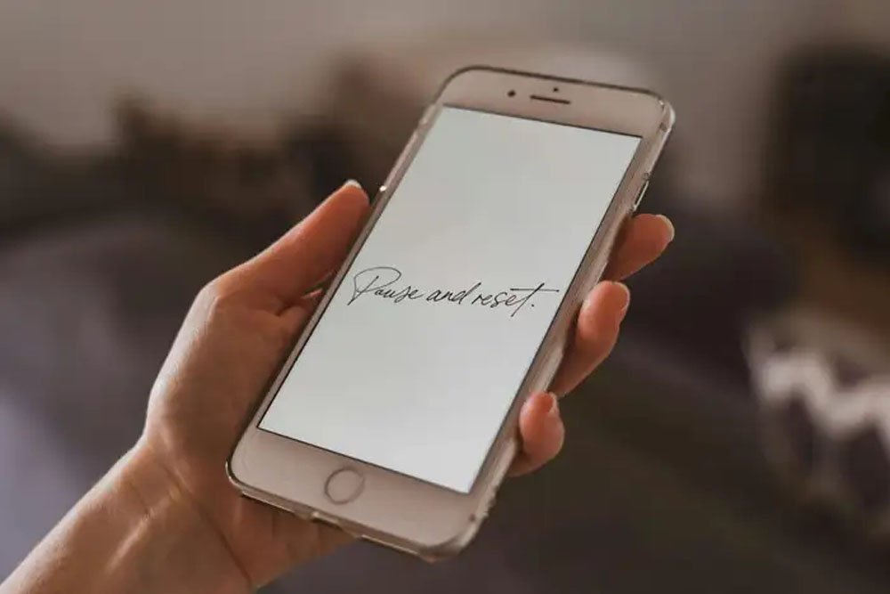 iPhone में कैसे काम करता है लॉकडाउन मोड और क्या यह वाकई स्पाइवेयर से सुरक्षित है