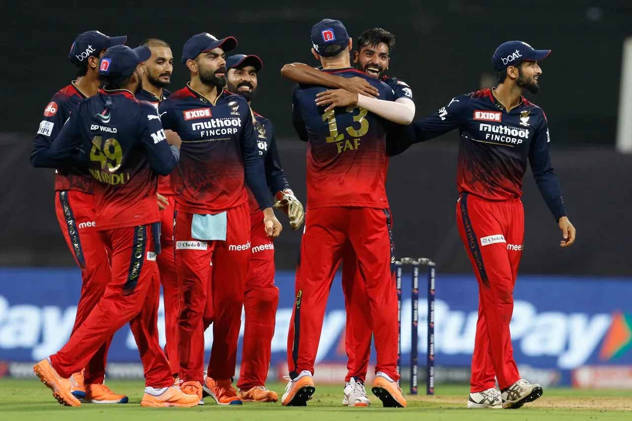 अरुण जेटली स्टेडियम में आज बड़ा मुकाबला, टॉप पर लौटने उतरेगी RCB
