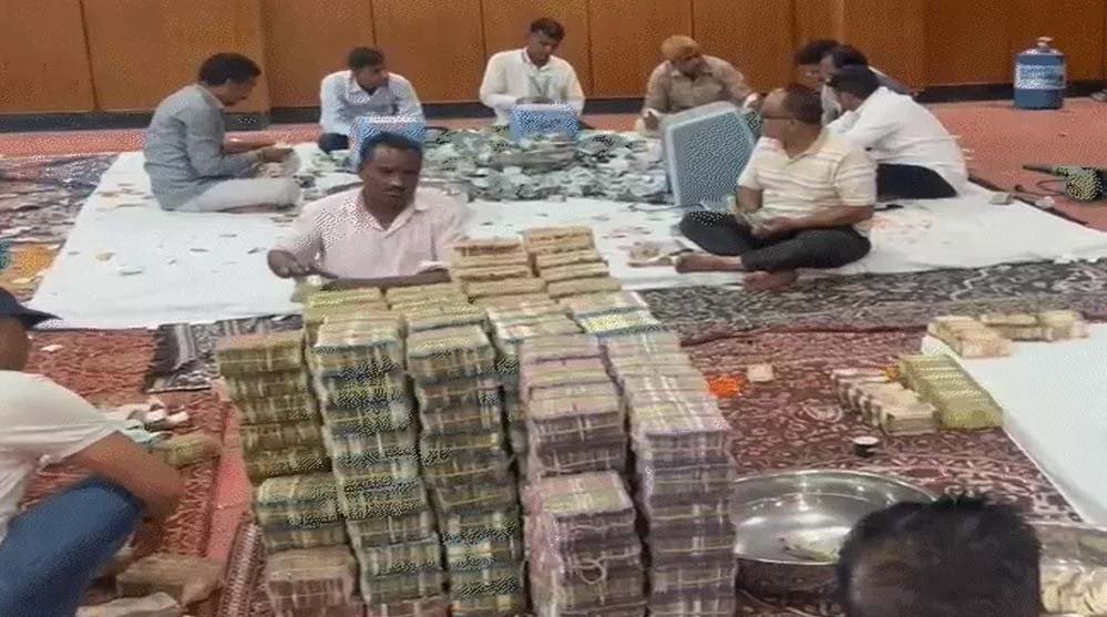 सांवलिया सेठ मंदिर में चढ़ावा रिकॉर्ड तोड़, अब मोरपंख पर लगी पाबंदी