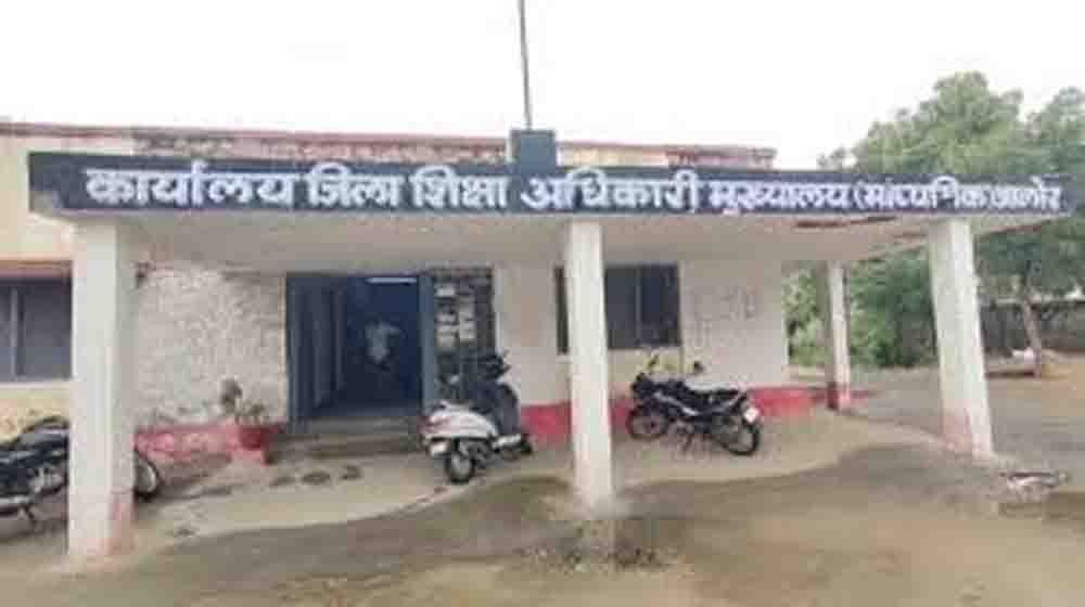 डमी कैंडिडेट और नकल माफिया के खिलाफ बड़ी कार्रवाई, एसओजी ने शिक्षा विभाग से मांगी संदिग्धों की 