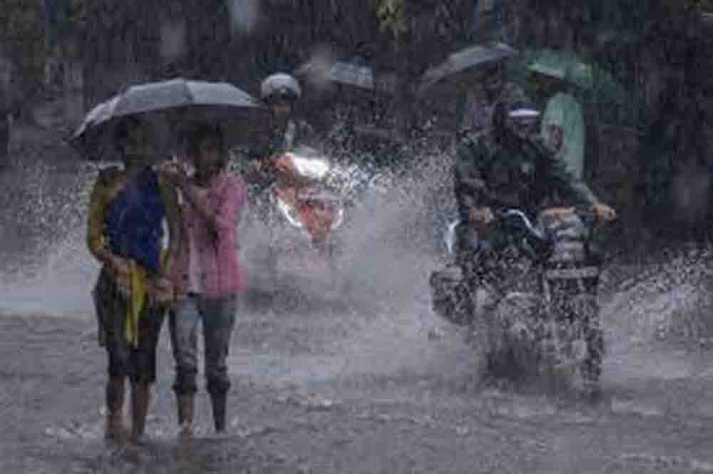 मरुधरा में पश्चिमी विक्षोभ का असर, जैसलमेर से डीडवाना तक ओलों की सफेद चादर