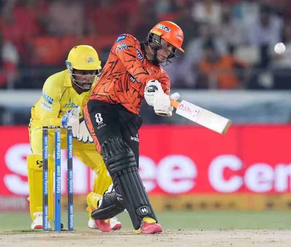 पहले अभिषेक शर्मा, फिर हेनरिक क्लासेन का जलवा—सनराइजर्स हैदराबाद का 194 रन का बड़ा स्कोर