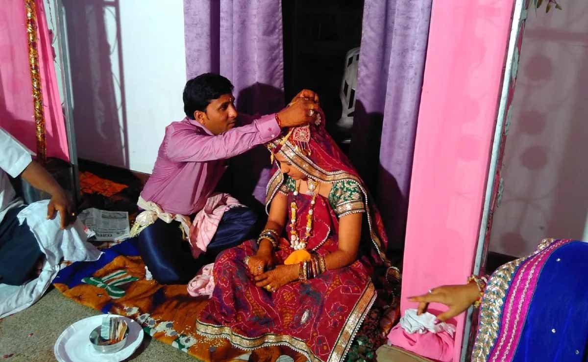 जयपुर में XEN पति पर गंभीर आरोप, प्रताड़ना से तंग आकर अनु मीणा ने दी जान!