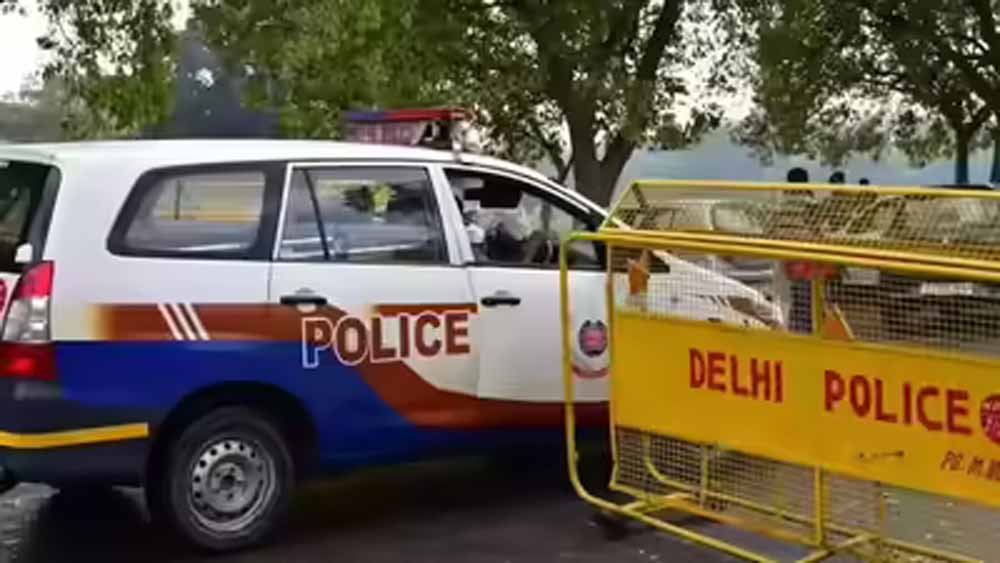 श्याम स्वीट्स दुकान में काम करने वाले कर्मचारी ने उड़ाए लाखों रुपये