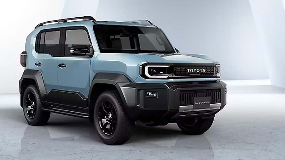 छोटी बॉडी में बड़ा धमाका! नई Toyota Land Cruiser ने स्टाइल और पावर से मचाई धूम