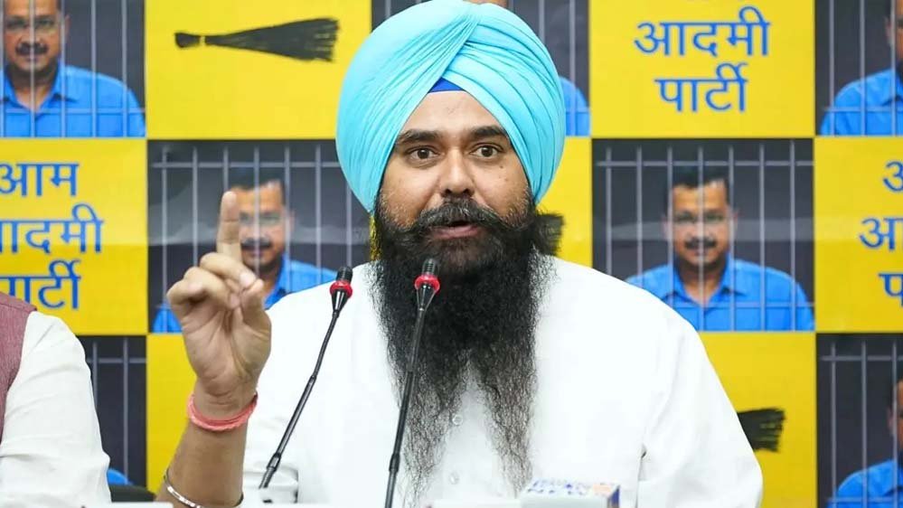 वोट कटवाने का आरोप लगाकर AAP ने BJP को घेरा, पंजाब में लड़ाई लड़ने का किया ऐलान