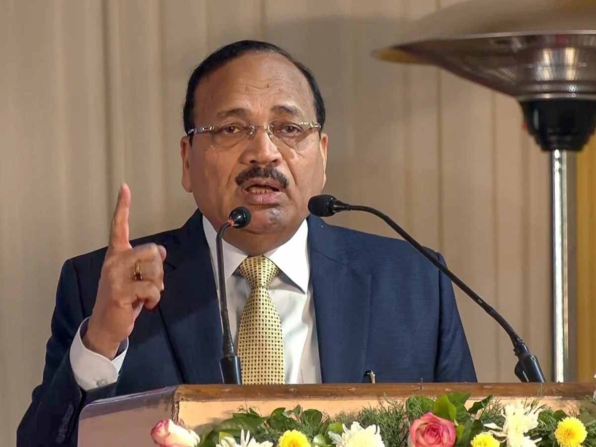 सोशल मीडिया पर वायरल पोस्ट पर सख्त हुए सूर्यकांत, फेक न्यूज फैलाने वालों को दी चेतावनी
