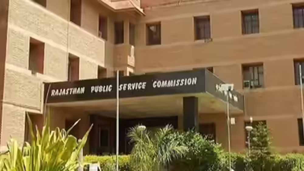 शहरी-ग्रामीण मुकाबले में बदलता ट्रेंड: प्रशासनिक सेवाओं में गांवों की बढ़त