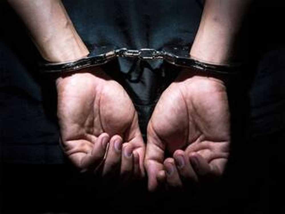 थाने पर पथराव केस में पुलिस की बड़ी कार्रवाई, 4 और आरोपी गिरफ्तार