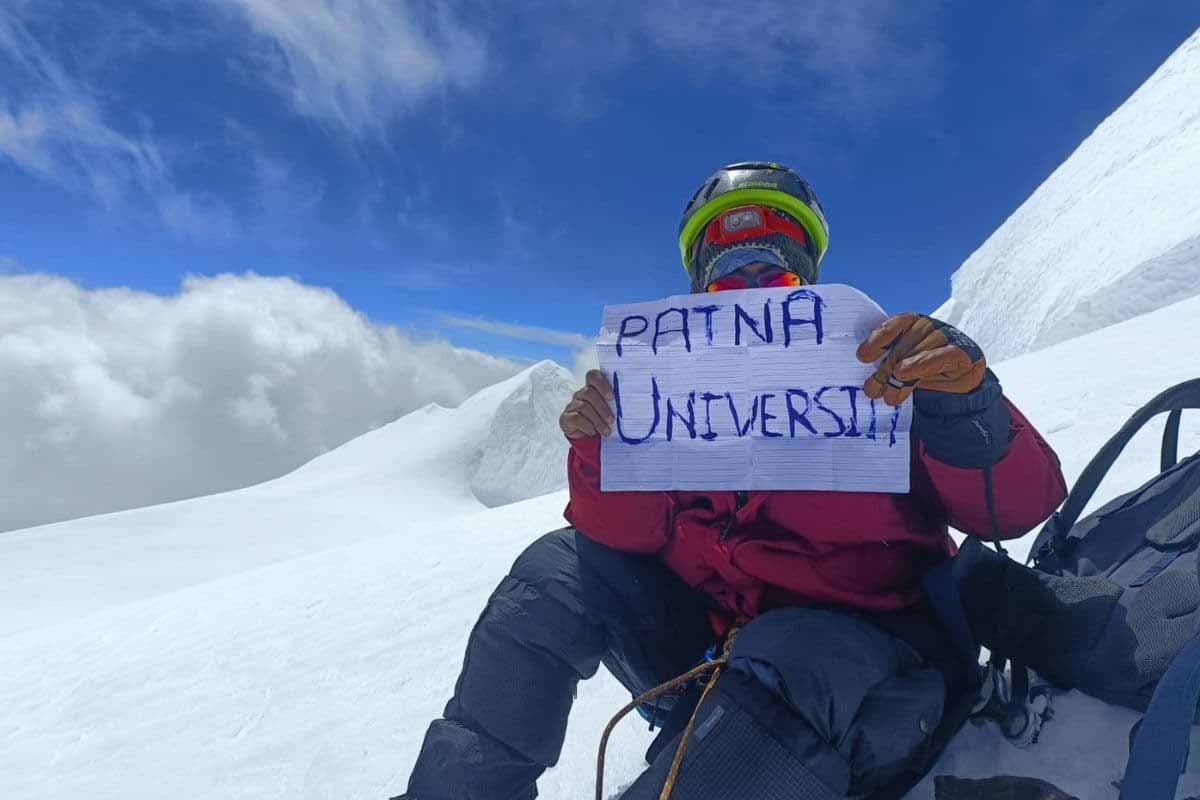 बिहार की बेटी मिताली ने पर्वतारोहण में रचा इतिहास, केदारकांठा पर लहराया परचम