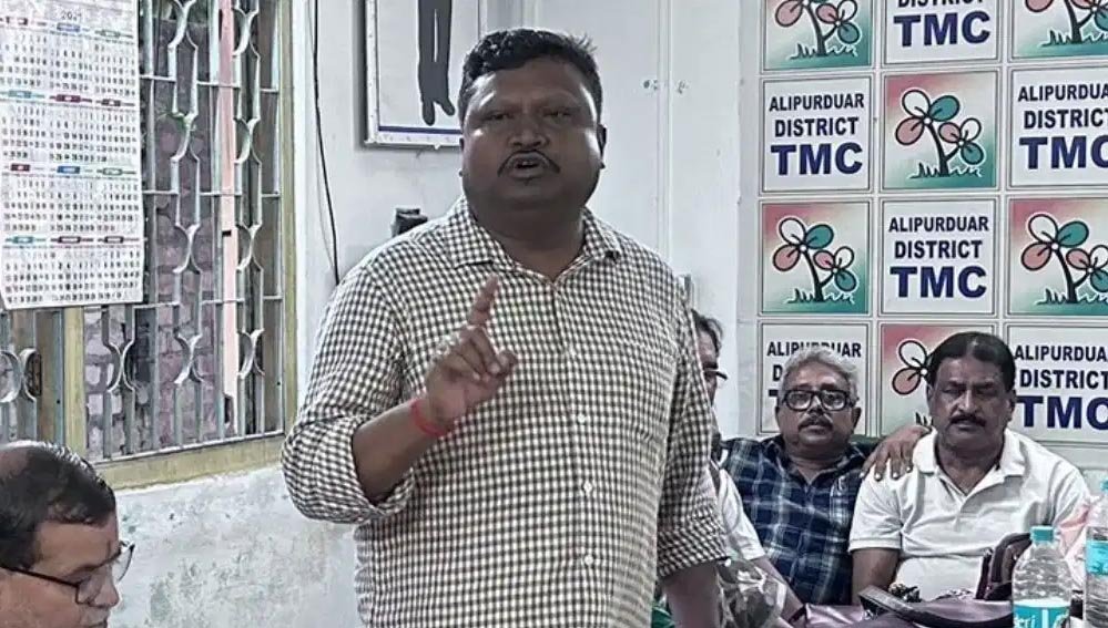 बंगाल की राजनीति में हलचल: TMC सांसद प्रकाश चिक बराइक के इस्तीफे से मचा सियासी भूचाल